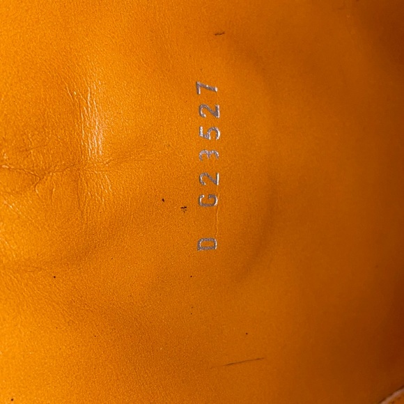 Authentic Chanel boots 37.5 excellent condition - Picture 11 of 15